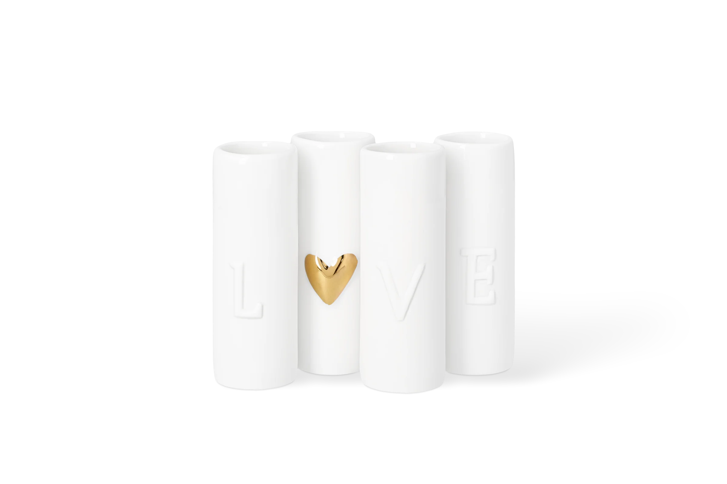 Minivasen Love - 4er Set Vier weiße Minivasen mit eingeprägtem Schriftzug Love und goldenem Herz in der Vorderansicht Nummer 2.