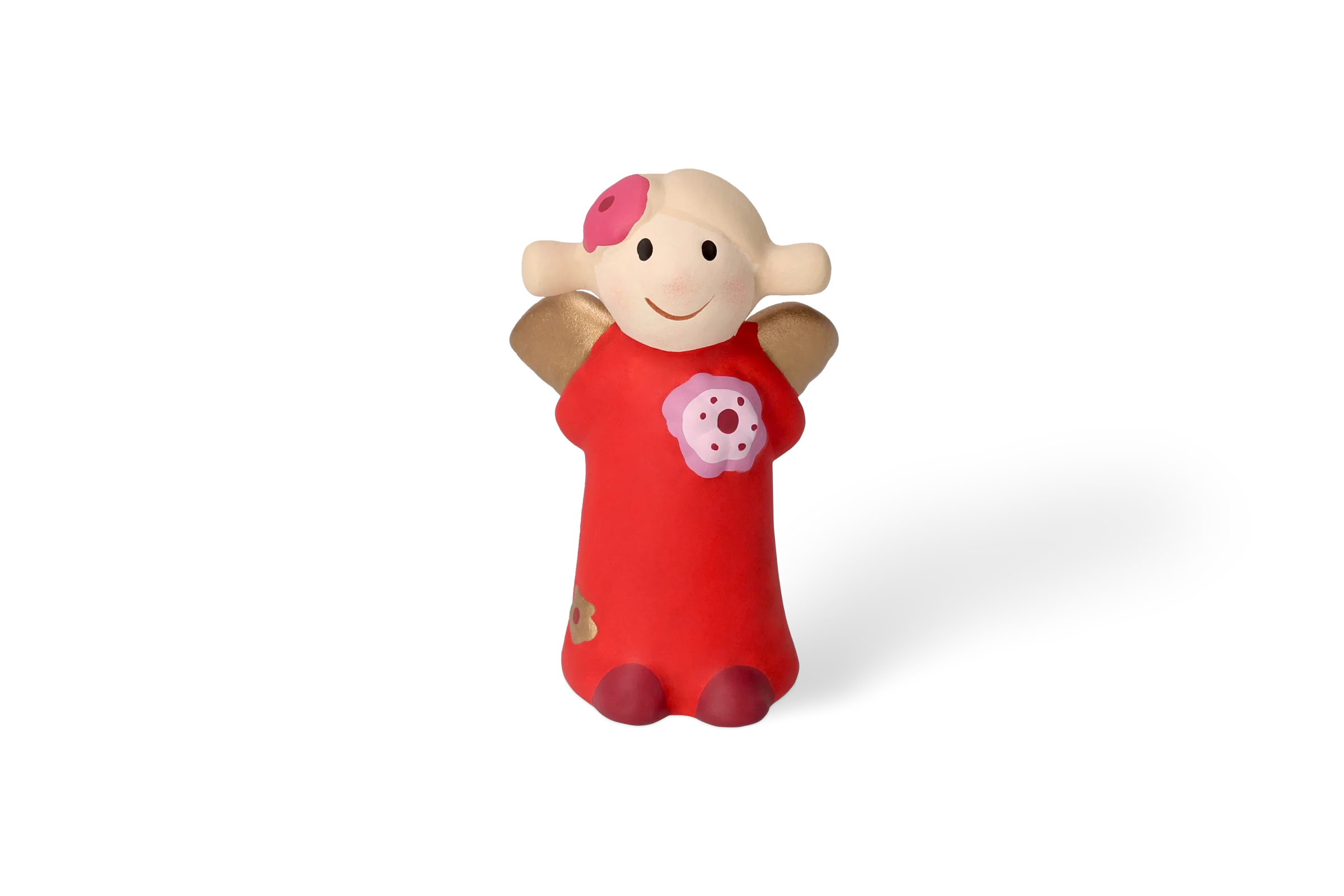 Engel Florentine Klein - Edition 9 Dekofigur Himmlische Schwester mit goldenen Flügeln, die ein rotes Kleid mit Ansteckblume trägt und die Arme verschränkt hat, in der Vorderansicht.