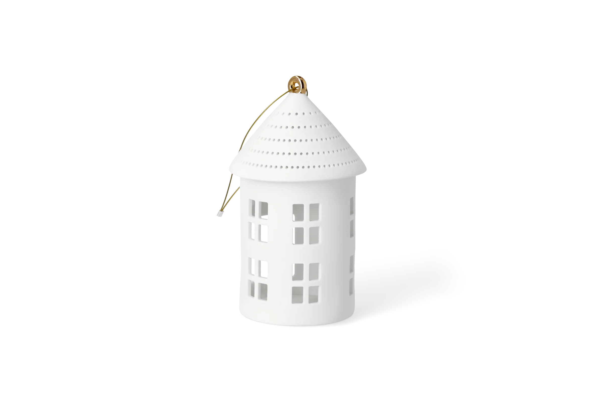 Lichthaus Hängend Rund Groß Weißes Lichthaus mit quadratischen Fenstern, perforiertem Kegeldach und goldfarbenem Aufhänger in der vorderen Linksansicht.