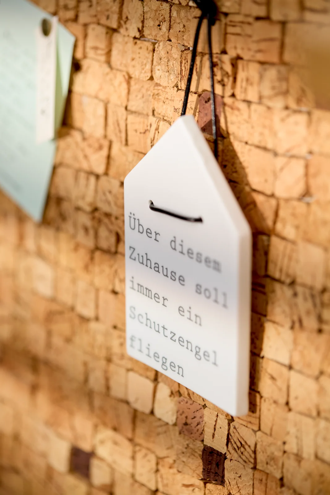 Wand-Häuschen Über diesem Zuhause Wand-Häuschen Über diesem Zuhause