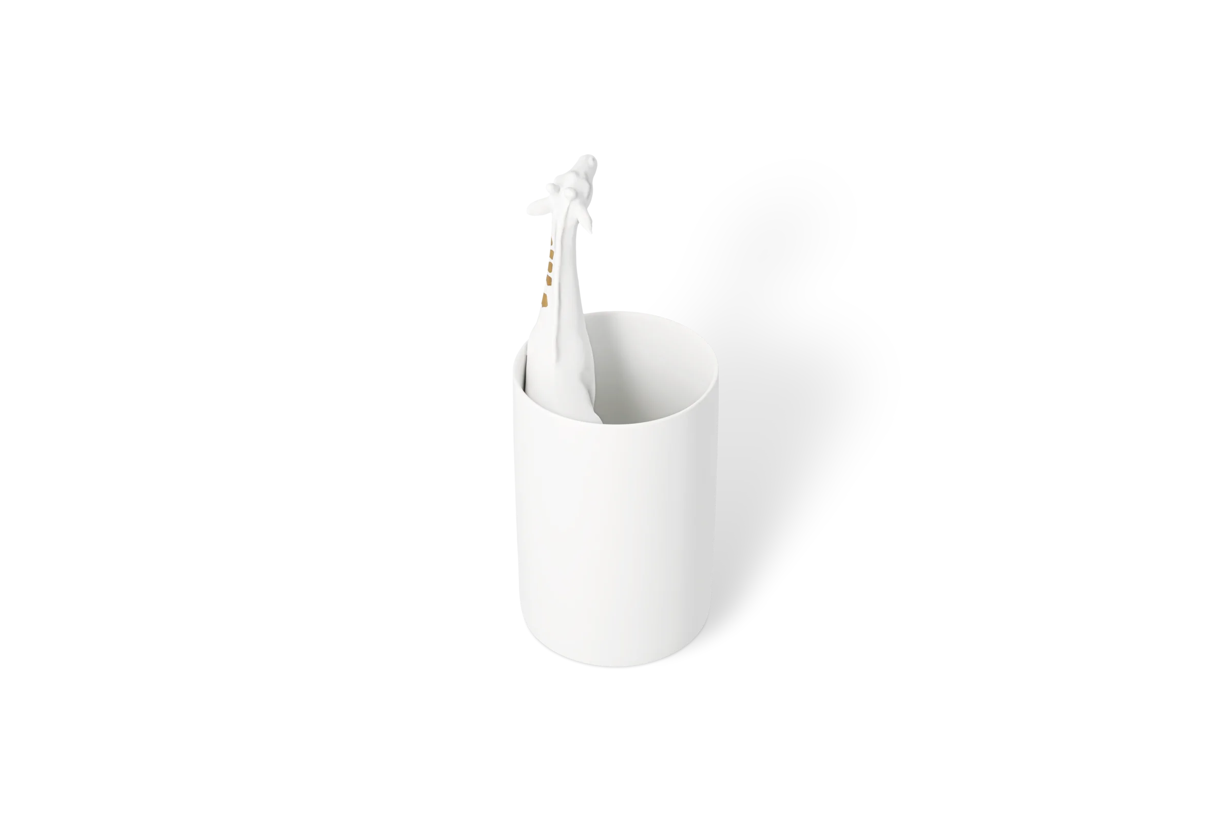 Weiße Porzellanvase mit Giraffenkopf, langem Hals und goldfarbenen Flecken in der rechten Ansicht mit Neigung.